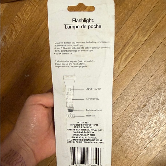 Silver LED Flashlight - Picture 7 of 11